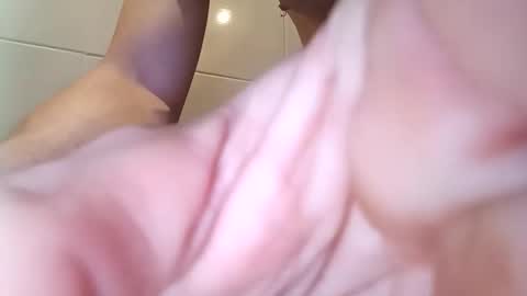 Snapshot of sowbilbao1 chatting on March 2026 11:05:01 PM sowbilbao1 online show from March 2026 11:05:01 PM