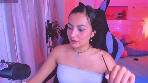 Lili online show from February 2026 10:13:02 PM