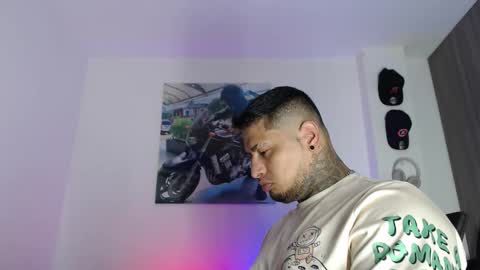 soy_apolo online show from January 2026 02:16:01 AM