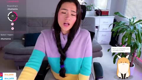 Luisa    online show from February 2025 10:15:02 PM