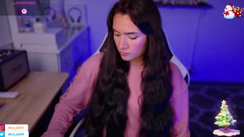 Luisa    online show from January 2026 09:05:02 PM