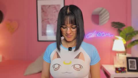 Aleja online show from March 2026 04:26:01 AM