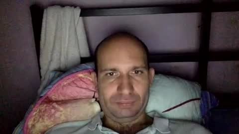 Snaiky online show from November 2025 03:40:01 PM