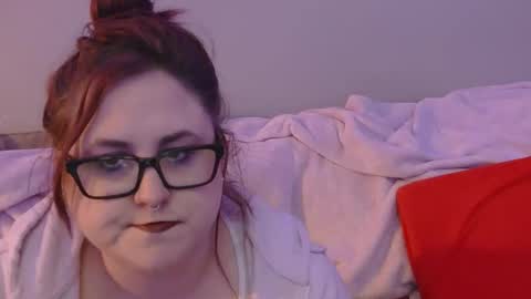 Snapshot of sparklelove69 chatting on May 2026 06:54:02 AM Scottietee online show from May 2026 06:54:02 AM
