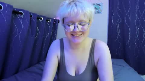 Snapshot of sparkling_water_hate_club chatting on November 2025 07:41:02 PM Atticus Pendragon online show from November 2025 07:41:02 PM