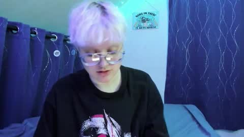 Snapshot of sparkling_water_hate_club chatting on November 2025 09:20:01 PM Atticus Pendragon online show from November 2025 09:20:01 PM