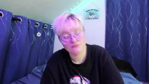 Snapshot of sparkling_water_hate_club chatting on November 2025 06:46:02 AM Atticus Pendragon online show from November 2025 06:46:02 AM