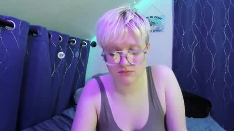 Snapshot of sparkling_water_hate_club chatting on November 2025 04:45:02 AM Atticus Pendragon online show from November 2025 04:45:02 AM