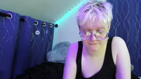 Snapshot of sparkling_water_hate_club chatting on November 2025 07:36:02 PM Atticus Pendragon online show from November 2025 07:36:02 PM