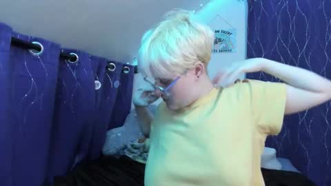 Snapshot of sparkling_water_hate_club chatting on November 2025 10:58:02 PM Atticus Pendragon online show from November 2025 10:58:02 PM