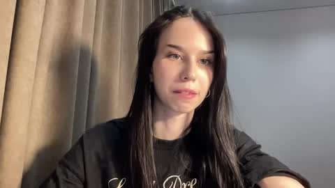 Christina online show from April 2026 08:07:01 PM