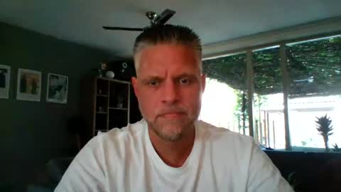 Snapshot of spectacularguy chatting on July 2026 07:04:02 AM DutchDude online show from July 2026 07:04:02 AM