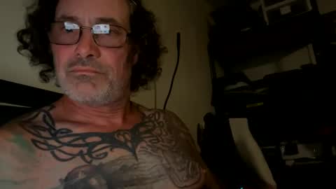 specter1972 online show from April 2026 01:55:02 AM