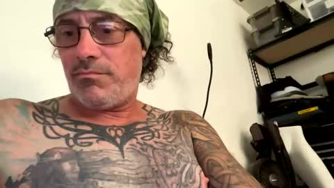 Snapshot of specter1972 chatting on April 2026 02:25:01 PM specter1972 online show from April 2026 02:25:01 PM