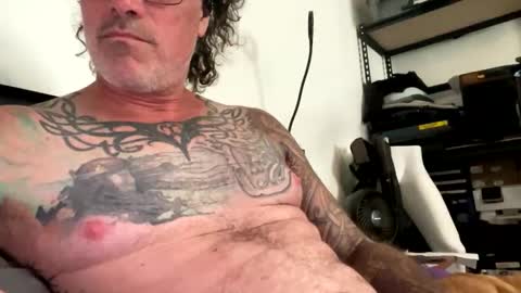 Snapshot of specter1972 chatting on May 2026 04:57:02 PM specter1972 online show from May 2026 04:57:02 PM