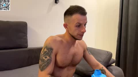 Snapshot of speed_god chatting on September 2025 08:42:01 PM Alex online show from September 2025 08:42:01 PM