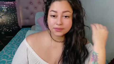 Renata Roman online show from September 2025 10:23:01 PM