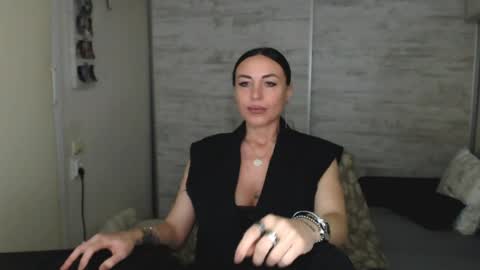 Snapshot of spicemint chatting on April 2026 01:37:02 PM Carla online show from April 2026 01:37:02 PM