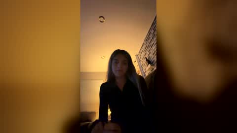 spicydiamond23 online show from June 2026 06:37:02 AM