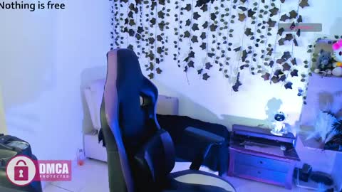 Snapshot of spicydollx_1 chatting on May 2026 03:17:01 PM Geraldin online show from May 2026 03:17:01 PM