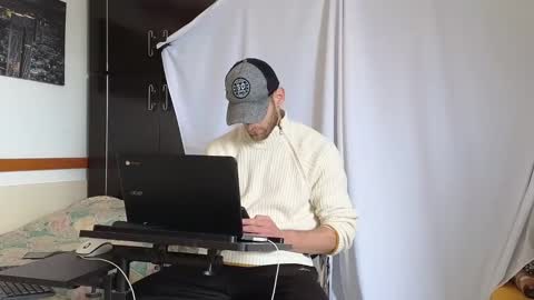 Marco. When Im offline you can view premium content in bio online show from February 2025 08:06:01 AM