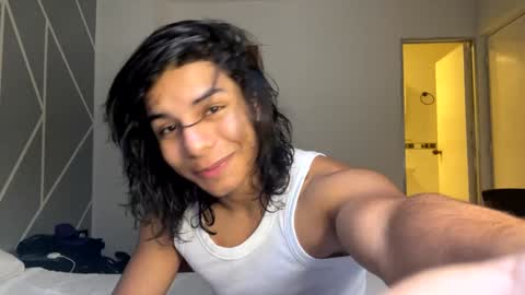 Snapshot of spideychill chatting on December 2024 01:06:01 PM spideychill online show from December 2024 01:06:01 PM