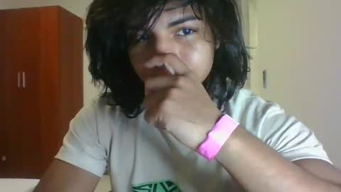 Snapshot of spideychill chatting on December 2024 04:47:01 AM spideychill online show from December 2024 04:47:01 AM