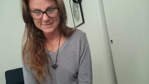 Rose online show from July 2026 12:42:02 PM