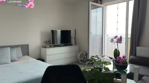 Snapshot of spirit_euphoria chatting on June 2026 10:05:02 AM spirit euphoria online show from June 2026 10:05:02 AM