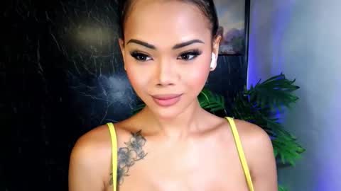 CALL ME RAINE online show from October 2025 01:38:01 AM