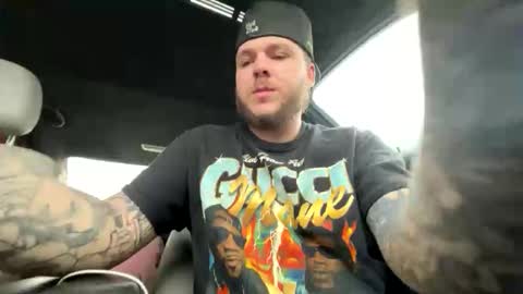 sportsfreak1619 online show from April 2026 07:17:02 PM