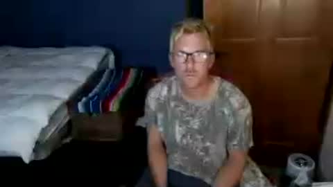Snapshot of spun_redneck chatting on June 2026 01:29:01 AM Spun Redneck online show from June 2026 01:29:01 AM