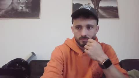 spyco82 online show from December 2024 08:48:01 AM