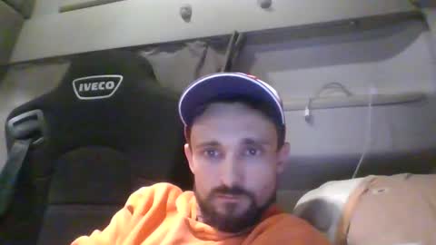 spyco82 online show from December 2025 06:27:01 PM