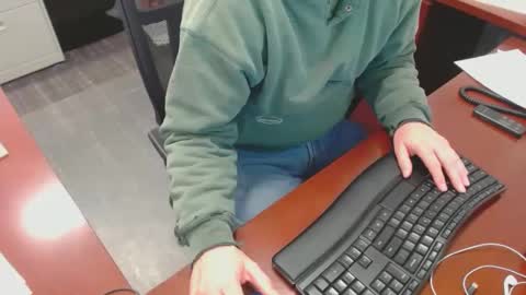 make me cum c2c talk to me online show from January 2025 10:12:02 PM