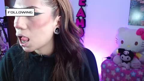  HELLO WELCOME MY NAME IS CHARLOTTE OY A NEW GIRL   online show from December 2025 04:34:02 PM