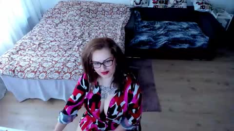 Kim online show from December 2025 10:00:01 AM