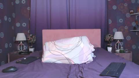 Snapshot of squirtyjess chatting on April 2026 07:31:01 PM just Jess online show from April 2026 07:31:01 PM