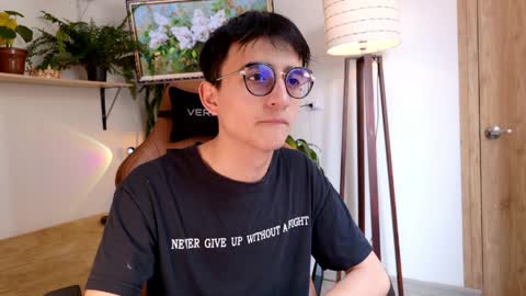 sr_evann online show from April 2026 03:21:02 PM