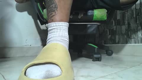 sr master cum its my old account online show from December 2025 12:07:01 AM