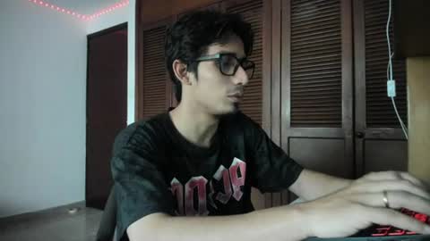 srincognito666 online show from June 2026 10:52:01 AM
