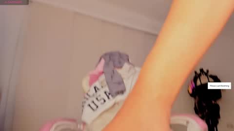 Laura online show from March 2026 04:47:01 AM