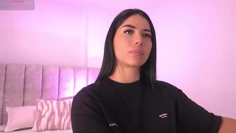 samantha online show from November 2025 07:15:01 PM