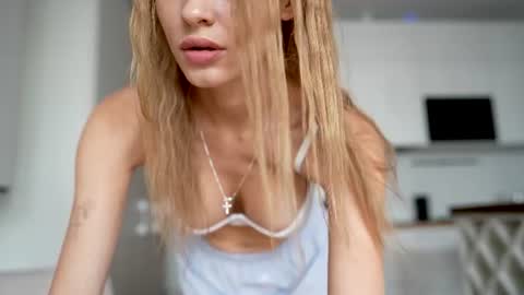 Scarlett online show from June 2026 10:20:01 AM