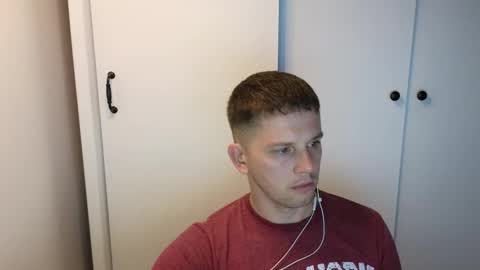 st1vemaster01 online show from September 2025 04:00:02 PM