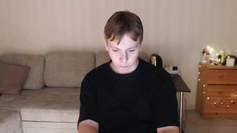 Joe Peach online show from November 2025 04:14:02 PM