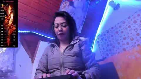 Snapshot of staacy37 chatting on January 2025 03:06:02 AM staacy online show from January 2025 03:06:02 AM