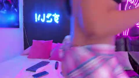 Snapshot of staarlightt chatting on June 2026 01:32:02 AM staarlightt online show from June 2026 01:32:02 AM