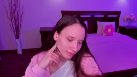 StaceyCutie online show from April 2026 05:09:02 PM