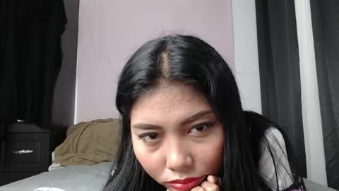 staceythekat online show from November 2025 03:50:01 AM